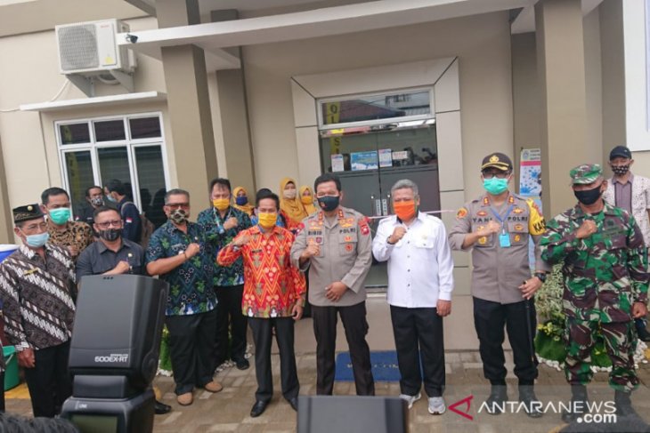 Kapolda Kalbar resmikan Kampung Tangguh Nusantara di Kubu Raya