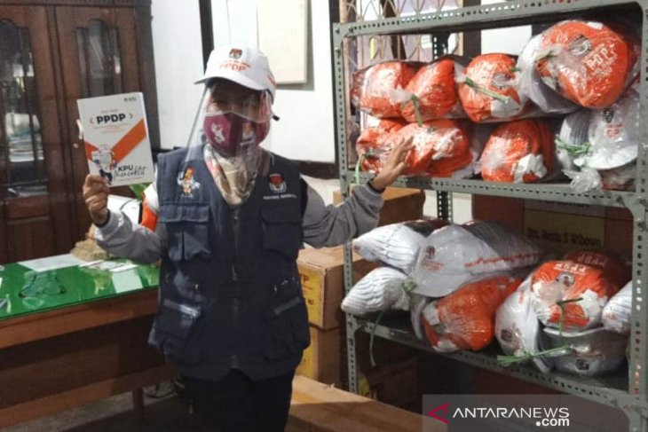 KPU Rejang Lebong distribusikan APD ke petugas data