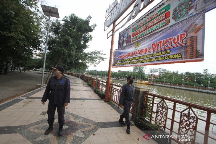 Wisata Siring Martapura di Tutup