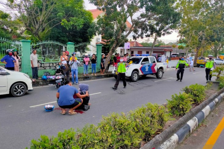 Warga Pangkalpinang meninggal terlindas truk di Sungailiat