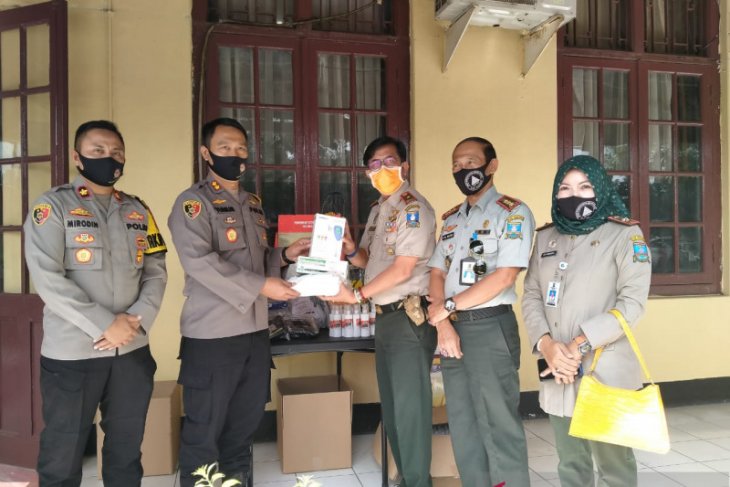 Polres Serang Kota terima bantuan alkes dari BPBD Kabupaten Serang