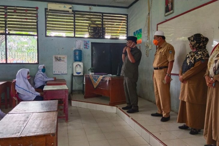 Pasaman Barat mulai berlakukan proses belajar mengajar tingkat SMP-SMA