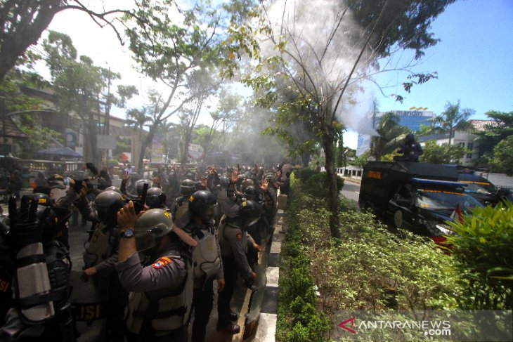 Pengamanan Unjuk Rasa Tolak RUU Omnibus Law