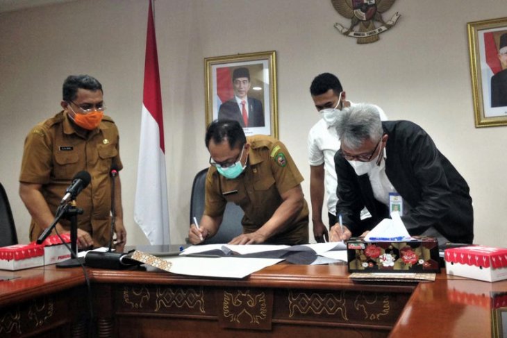 Sekda Maluku Serahkan Keputusan santunan lahan bangun bendungan Waeapo