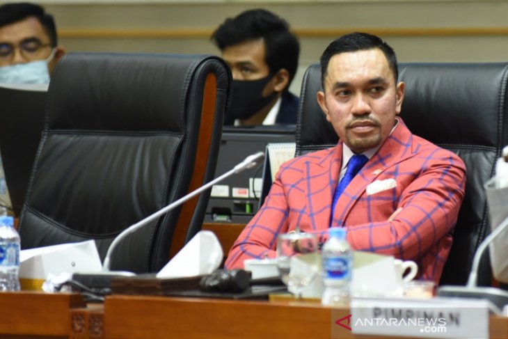 Sahroni: Komisi III DPR kawal kasus MRS agar diproses terbuka