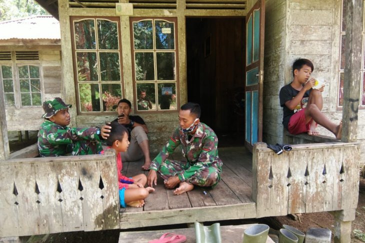 Selalu membina keakraban dengan warga