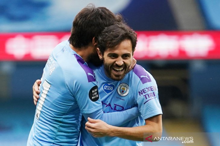 gelandang Manchester City, David Silva ingin bermain di Italia sampai umur 40 tahun