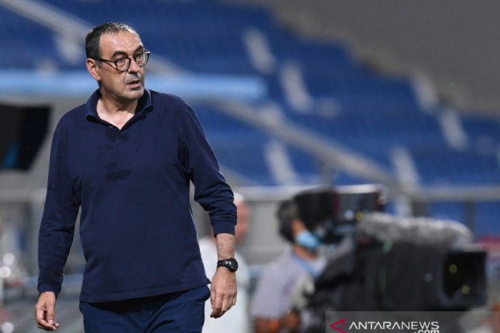 Maurizio Sarri resmi menjadi pelatih baru Lazio