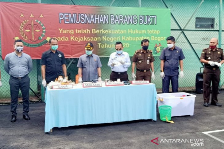 Kejari Bogor musnahkan barang bukti narkoba