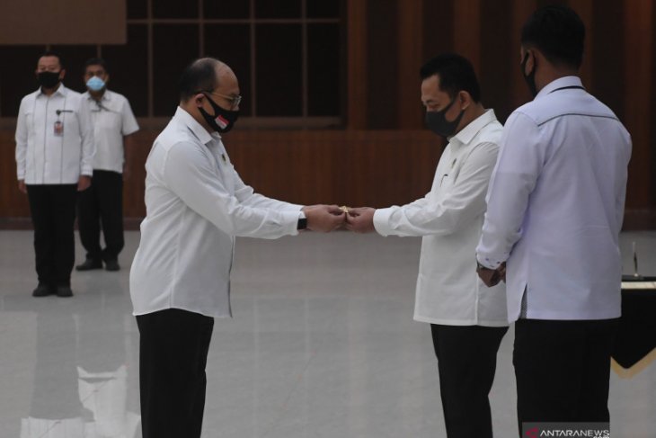 Brigjen Prasetijo satu pesawat dengan Joko Tjandra ke Pontianak dan bantu bikin surat bebas COVID-19