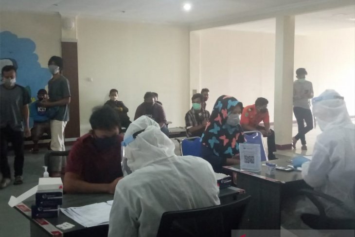 Bandara Internasional Belitung sediakan layanan tes cepat COVID-19
