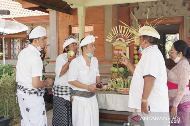 Bupati Buleleng gandeng