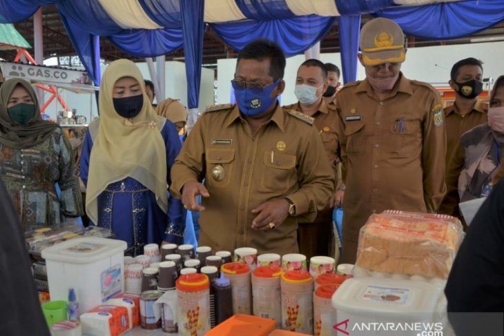 Wali kota buka pasar murah & bazar umkm di Pasar Al-Mahirah Lamdingin