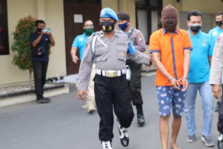 Polisi gadungan pelaku pemerasan seorang wanita ditangkap, korban rugi hingga Rp90 juta