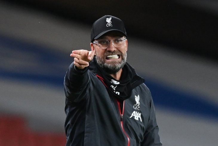 Juergen Klopp minta pendukung Liverpool di rumah saat penyerahan trofi juara