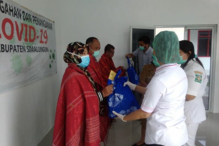 55,7 persen pasien positif COVID-19 di Indonesia dinyatakan sembuh