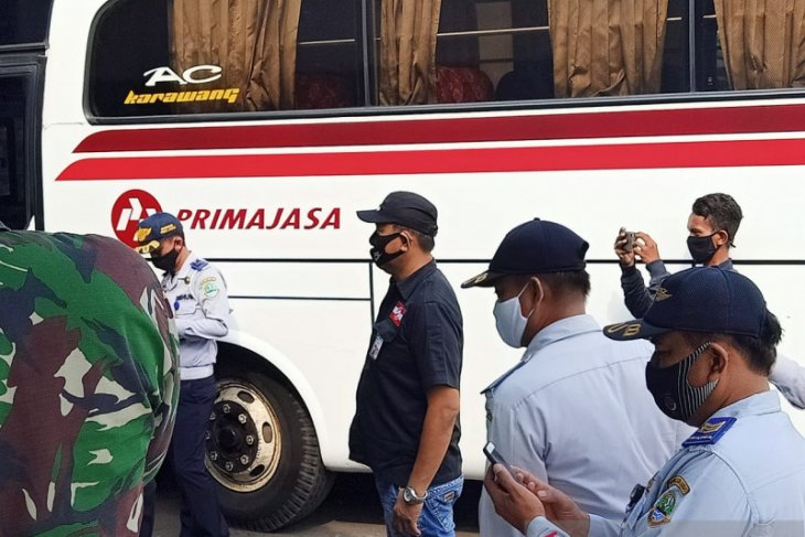 Bekasi terapkan denda warga tak gunakan masker