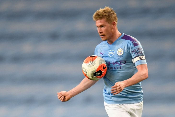 De Bruyne ingin City rebut trofi Liga Champions untuk David Silva