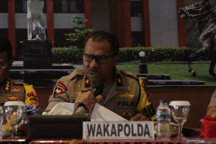 Johni Asadoma, dari bintang ring tinju menjadi polisi berbintang satu