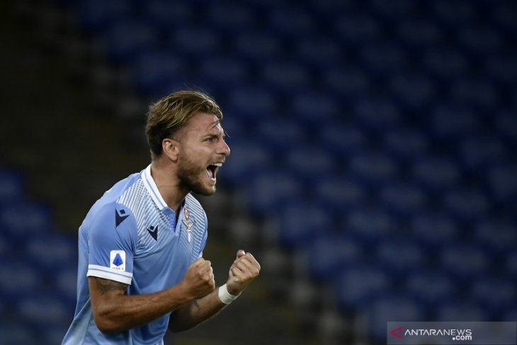 Lazio kembali ke jalur kemenangan, tundukkan Crotone 2-0