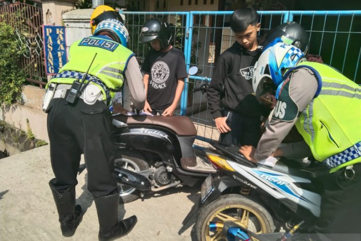 Operasi Patuh 2020, Polres Subang tindak ribuan pelanggar lalu lintas