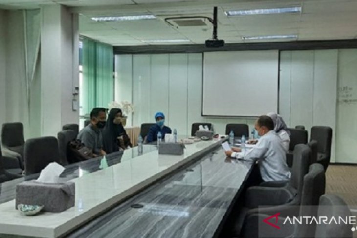 Ahli waris tenaga medis di Tangsel terima santunan BPJAMSOSTEK Rp486,6 Juta