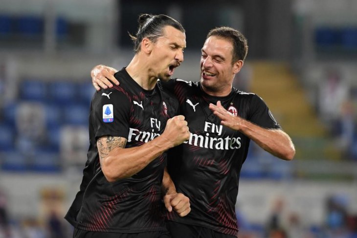 Ibrahimovic menyumbang dua gol untuk AC Milan saat mengalahkan Samdoria 4-2