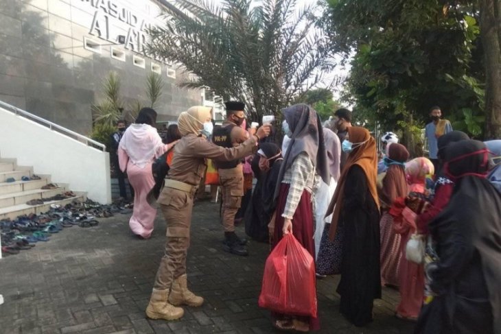 Shalat Id di Masjid Al A'raf Lebak terapkan protokol kesehatan