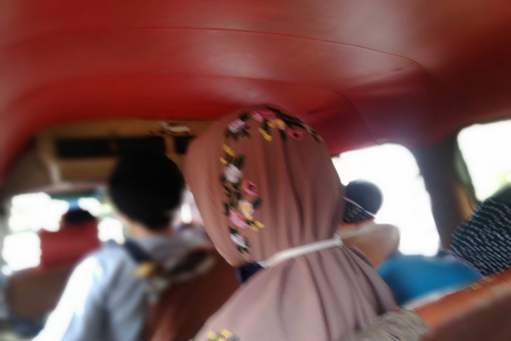 Angkutan penumpang umum mulai normal namun sepenuhnya belum ikuti protokol kesehatan