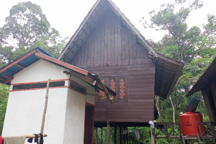 Rumah adat salah satu tempat anggota TMMD 108 menginap saat ini terlihat sepi