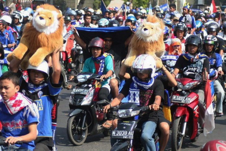 Perayaan HUT Arema FC tanpa konvoi Aremania
