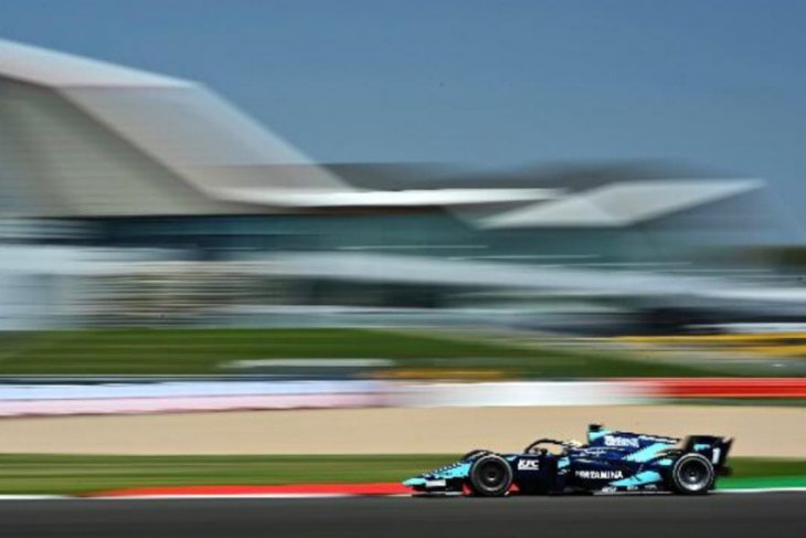 Sean Gelael ikuti balapan Silverstone dari posisi 16