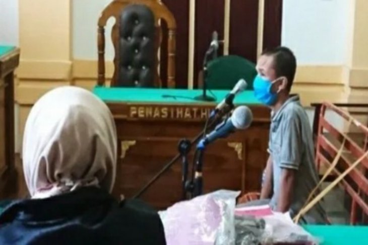 PN Medan hukum tiga tahun perobek Al Quran