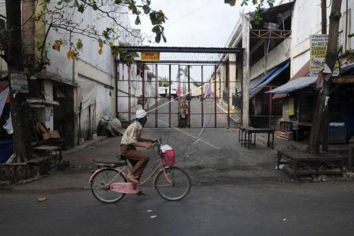 Pasar Sunggingan yang ditutup sementara