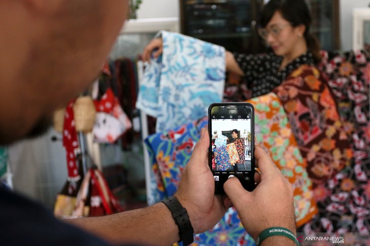Pemanfaatan Pasar Digital bagi Kerajinan Batik