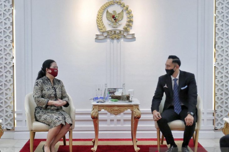 Pengamat nilai positif pertemuan AHY dan Puan