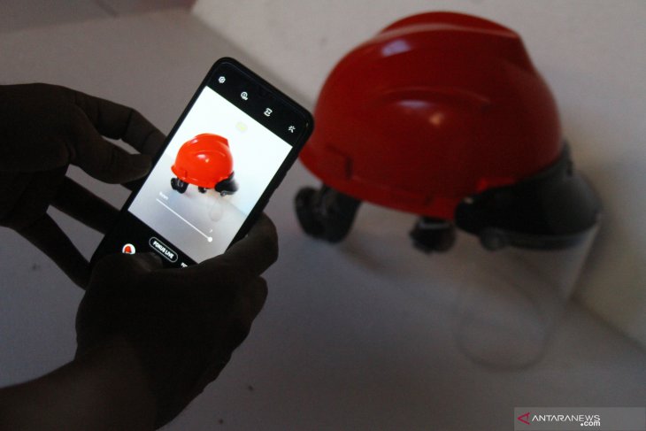 Inovasi Perajin Helm