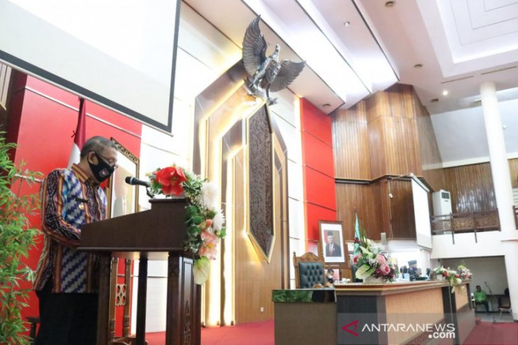 Dampak COVID-19, Pendapatan daerah Kalbar berkurang Rp800 miliar