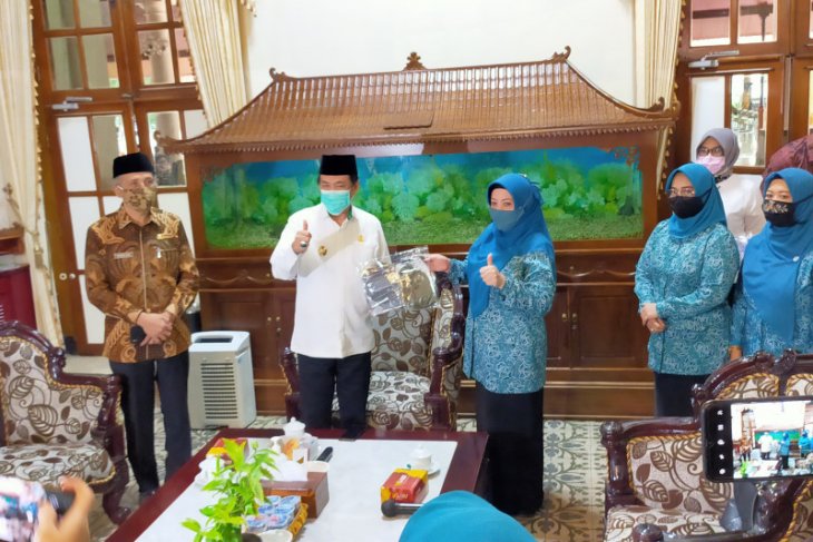 Pemkab Sidoarjo masifkan pembagian masker kepada masyarakat