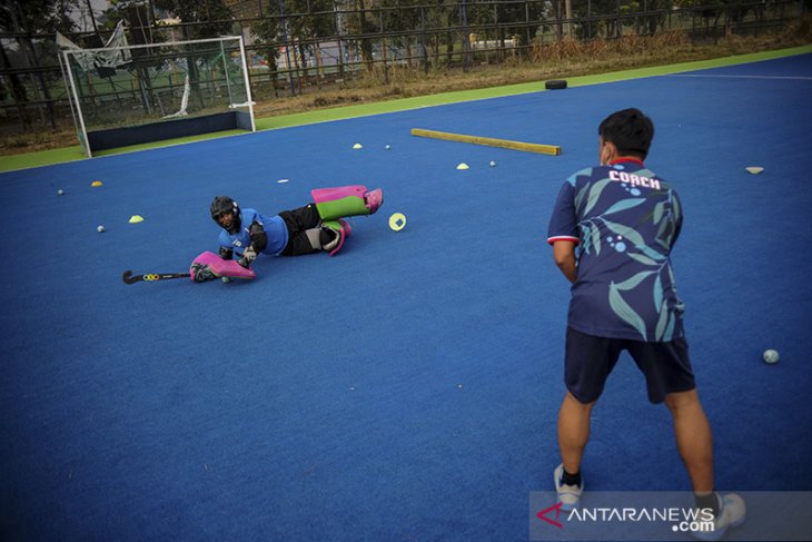 Latihan bersama Pelatda Hoki Jabar 