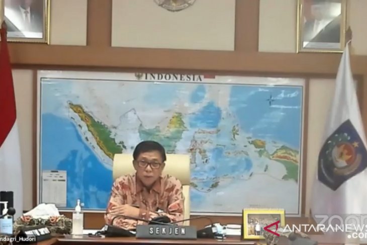 Kemendagri dorong Kepala Daerah awasi sekolah tatap muka