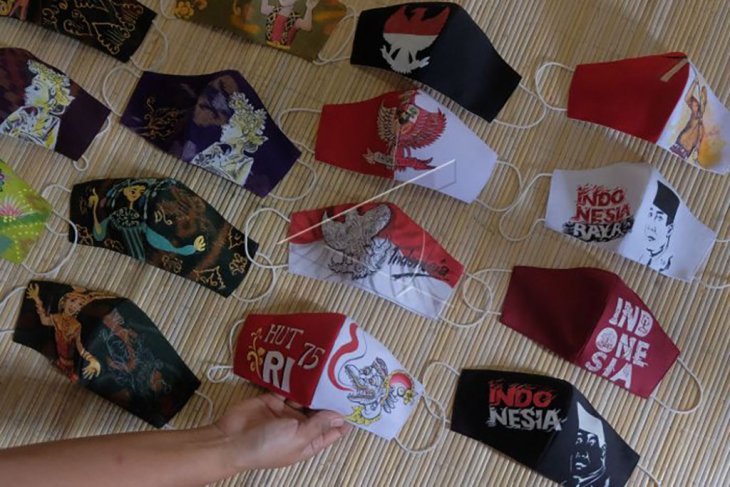 Perajin Singapadu produksi masker lukis bertema Hari Kemerdekaan