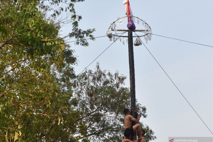 Lomba Tradisional Peringati HUT Kemerdekaan RI