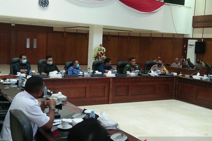 Pangdam Pattimura TNI didik prajurit pembina desa terluar di Maluku