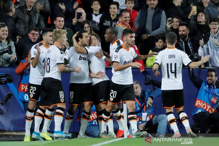 Jual Coquelin dan Parejo, Valencia dikritik suporter