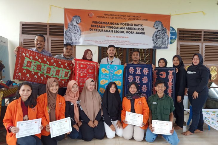 Motif Batik Jambi berbasis arkeologi hadir, Unja dan Pertamina mengembangkanya