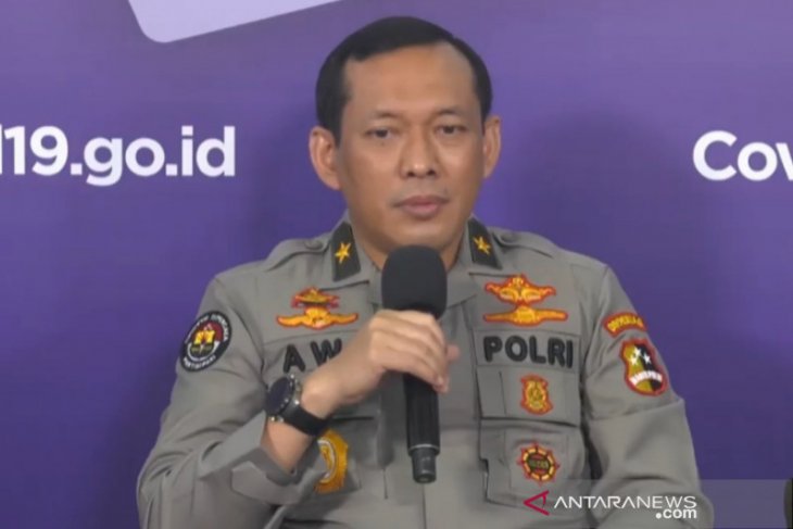 Polri: Tiga tersangka pencabutan red notice akui terima aliran dana