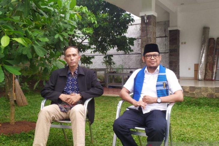 IBH perkenalkan Asep Arwin penggantinya di DPRD Jabar