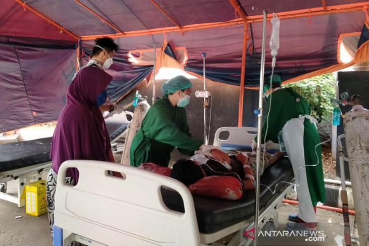 Keracunan, 122 santri dilarikan ke rumah sakit