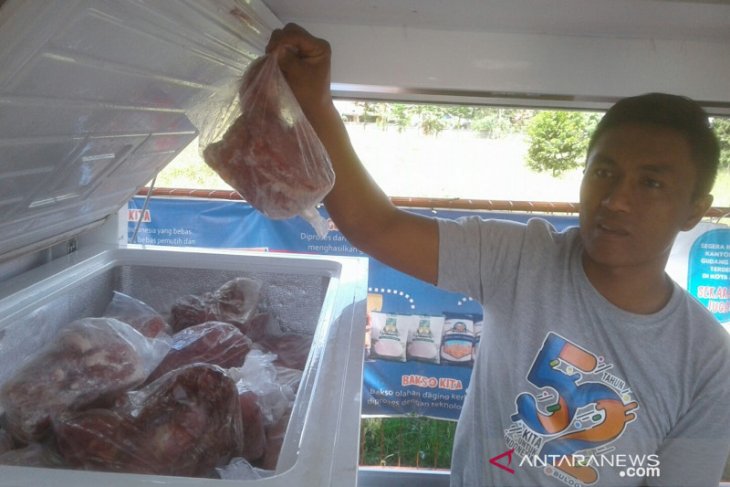 Bulog Rejang Lebong siapkan 3,4 ton daging beku